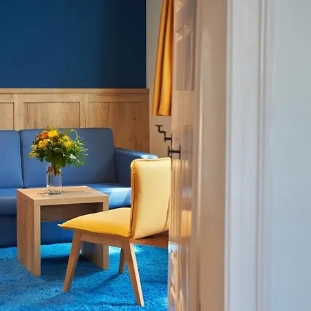 מלון Landhotel Gelber Loewe *